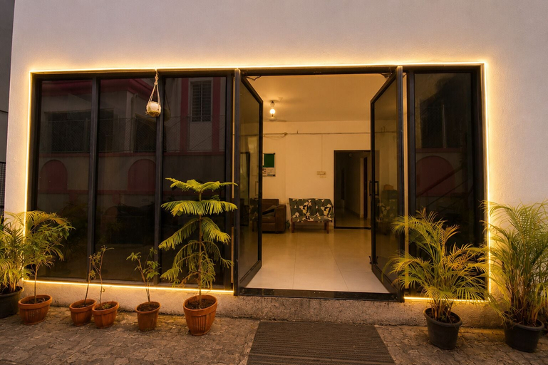 Others 2, FabHotel The G Stay, Pune