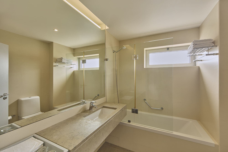 Bathroom 4, Grace Smart Design Hotel - "Hotel Anjo de Portugal", Ourém