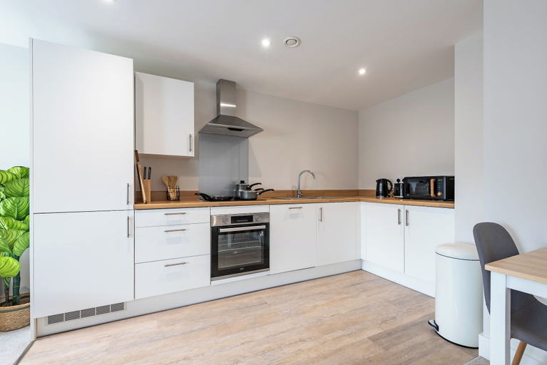 Others 3, 1Bedroom Apartment in Hull City Centre, Kingston upon Hull