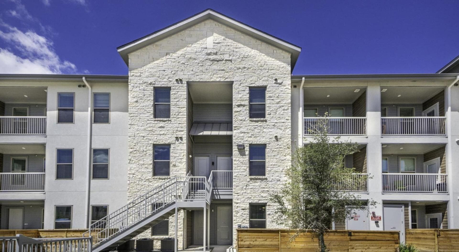 Others 5, Landing Amazing 1bd, Clubhouse, Gym, Williamson