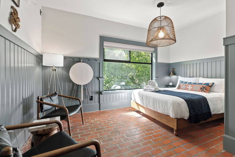 Bedroom 2, Hotel Scandi, Kitsap