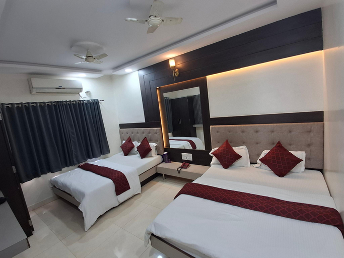 Bedroom 2, Hotel Sai Tulsi, Ahmadnagar