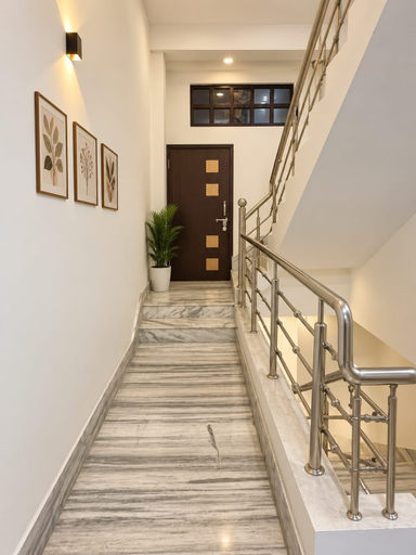 Others 3, Raghav Guest House, Varanasi