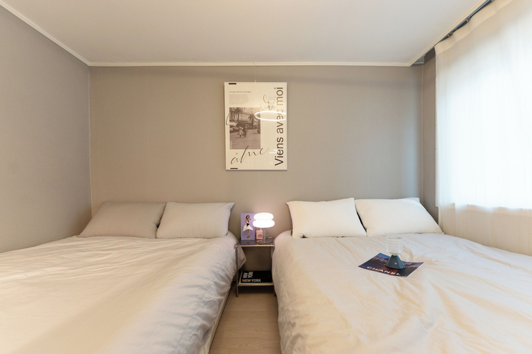 Bedroom 4, Seoul Pause, Mapo