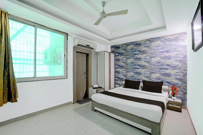 Others 3, Shahpura Lakeview, Bhopal