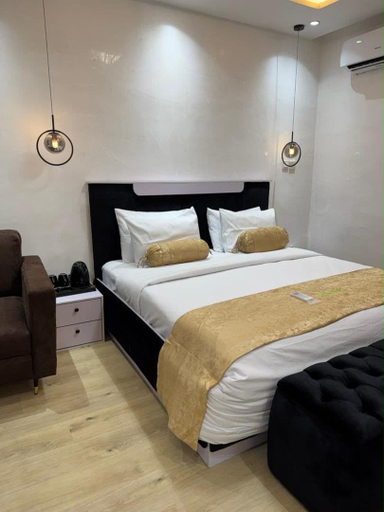 Others 4, Timeoak signature Hotel, AbujaMun