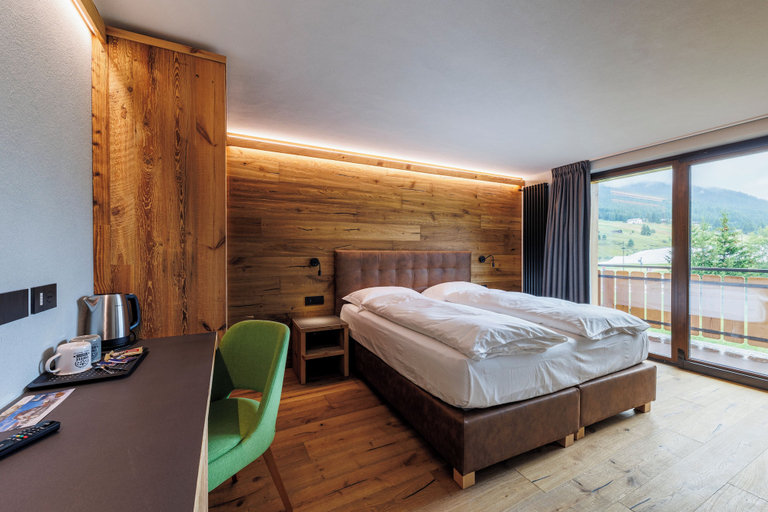 Bedroom 5, Steinbock B&B, Sondrio
