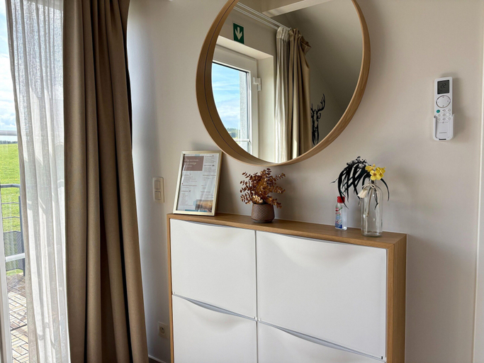 Others 2, Premium Couples Lodge with jacuzzi, Liège