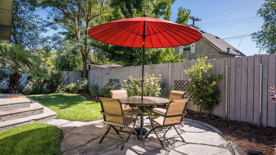 Others 2, Bungalow on Vine by Avantstay Walkable Downtown + Private Yard Paso Robles Wine Country, San Luis Obispo