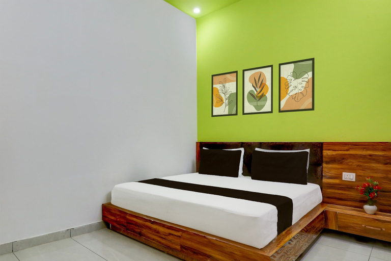 Others 2, Deluxe Adinath Guest House, Hardwar