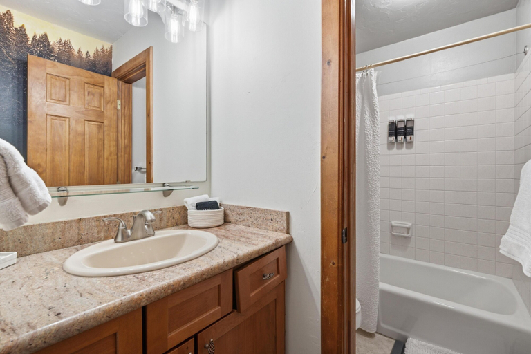 Bathroom 3, Westwind 301 2BD Gold Condo in Lionshead Village, Eagle