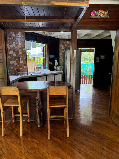 Food & Drinks 5, Bungalows Ache Cahuita, Talamanca