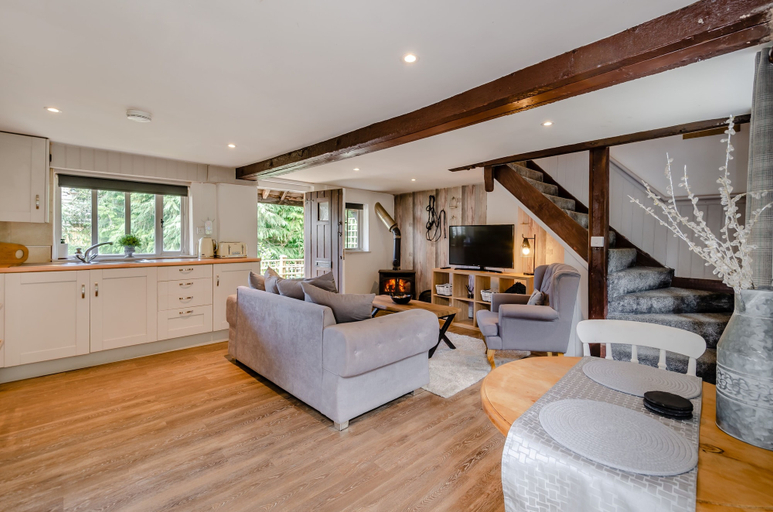Others 4, Cottage - Sleeps 4 - Parking, Worcestershire