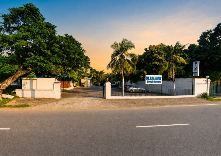 Exterior & Views 2, Blue Bay Beach Resort, Kancheepuram