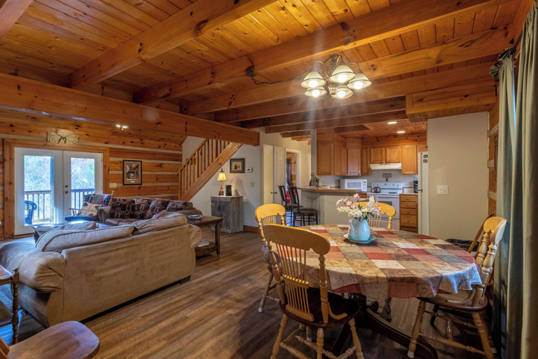 Others 5, River Ridge, Watauga