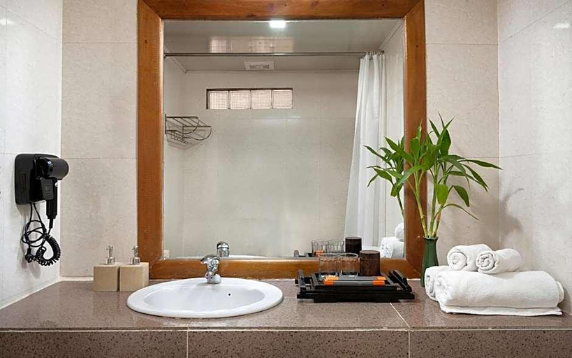 Bathroom 4, Hima Boutique, Siem Reap