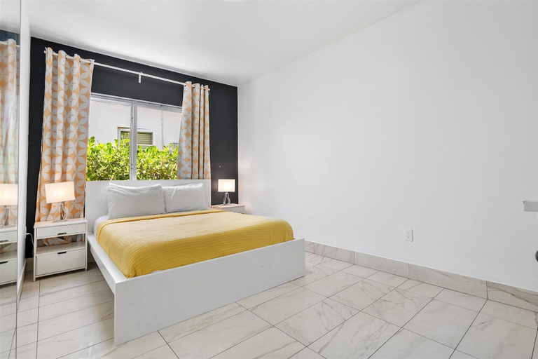 Others 2, The Palms at 76, Miami-Dade