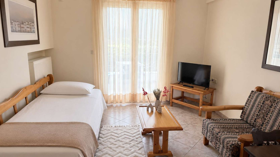 Others 4, Agroktima Ioli - Mountain Views & Pool Retreat Evia, Central Greece