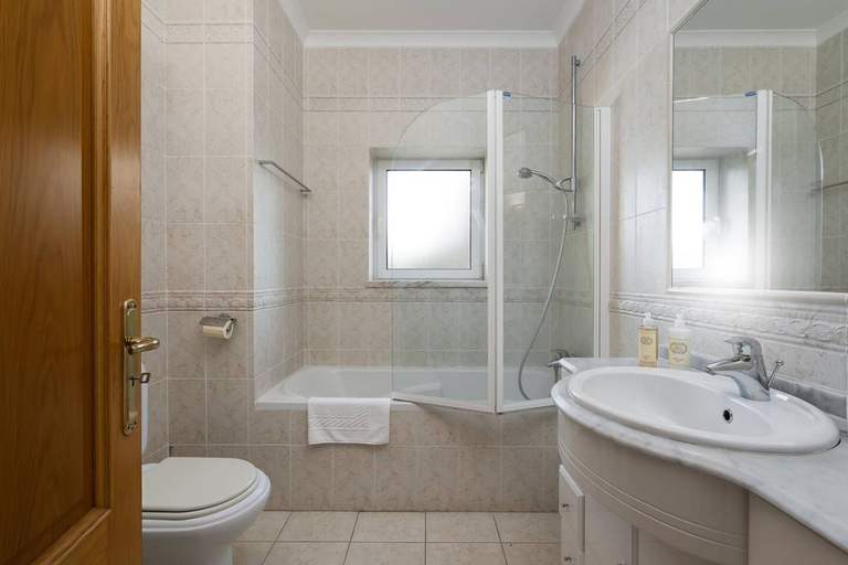 Others 4, Meia Praia Beach Golf Perfect for Families, Lagos