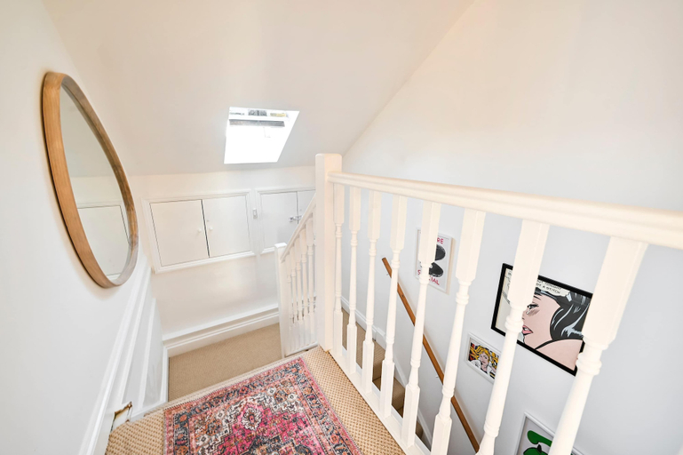 Others 3, Chelsea Loft - Stylish Sanctuary, London