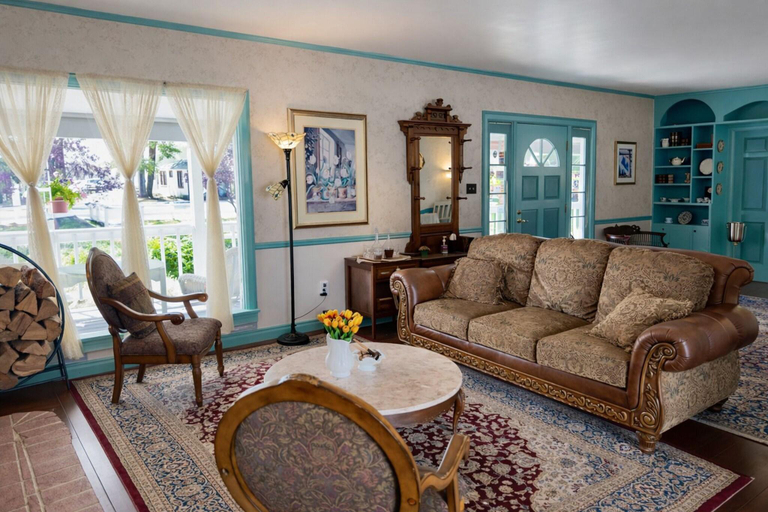 Public Area 3, The Bidwell House, Plumas
