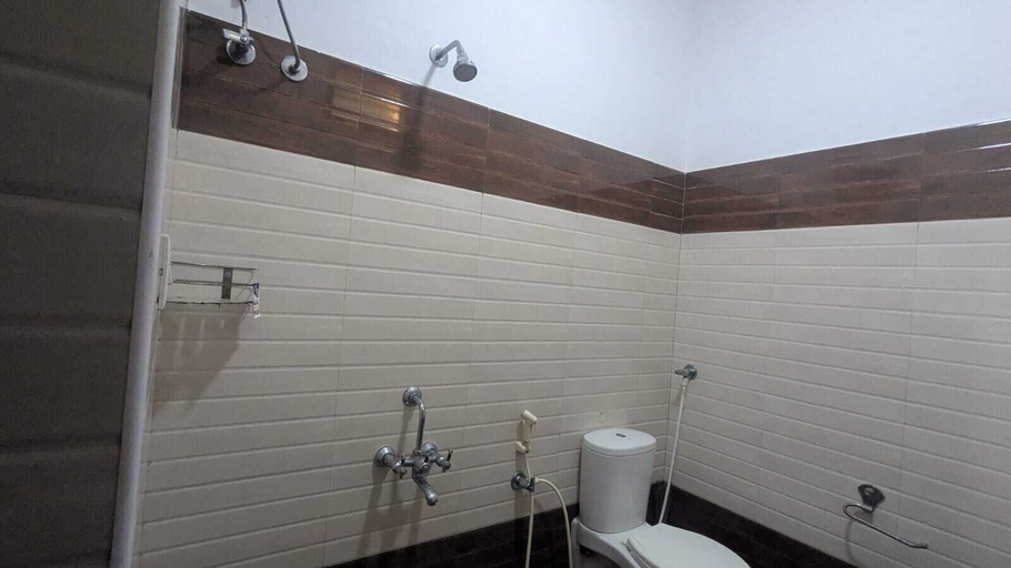 Others 5, Le Abode Villa, Viluppuram
