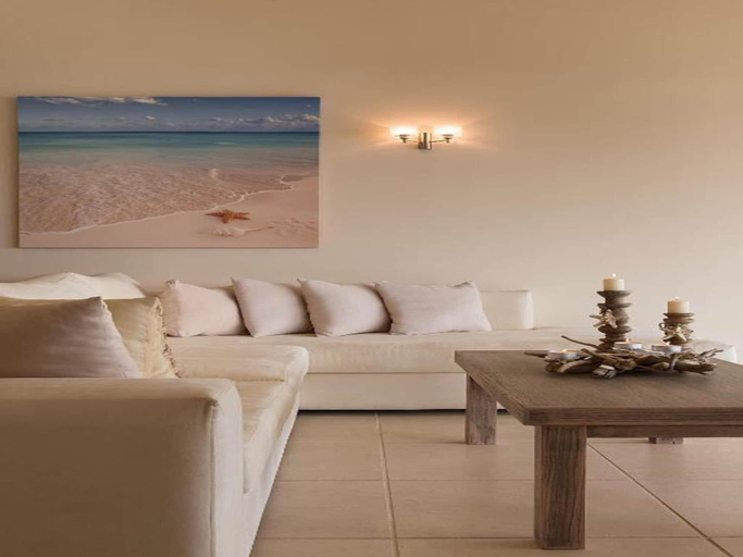 Others 3, Villa in Peloponnese with pool, Peloponnese