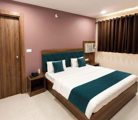 Others 3, Hotel Triyugi Dham, Dehradun