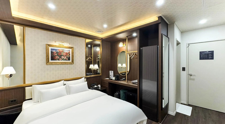 Others 5, HotelArena514, Dobong