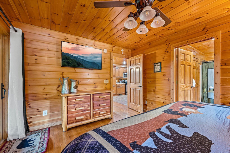 Others 5, Mountain Wonderland, Sevier