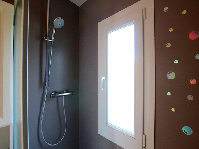 Bathroom 3, Charming Chalet in Transinne, Luxembourg