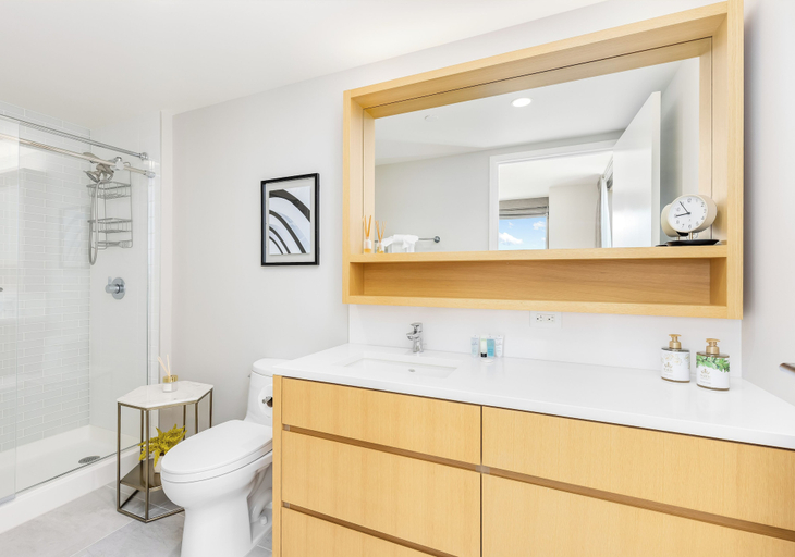 Others 4, Sky Ala Moana Luxury Condo Offering MT Views and Top Amenities, Honolulu