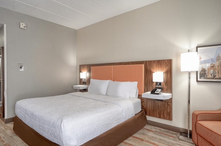 Bedroom 3, Hampton Inn by Hilton Washington Court House, Fayette