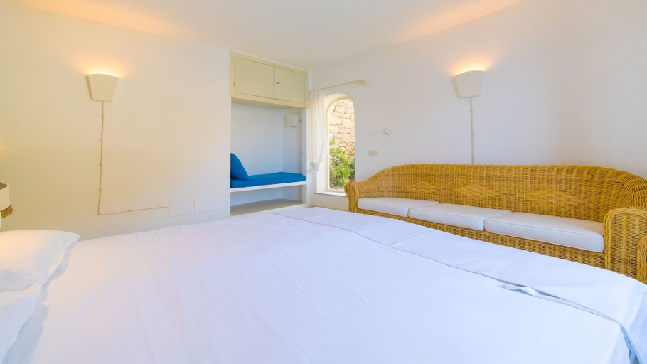Bedroom 4, Solemar Sicilia - Villa Emmax, Palermo