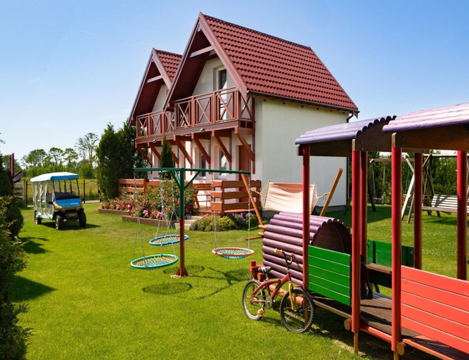 Others 5, Year-round Holiday Home With Fireplace and Terrace, Koszalin