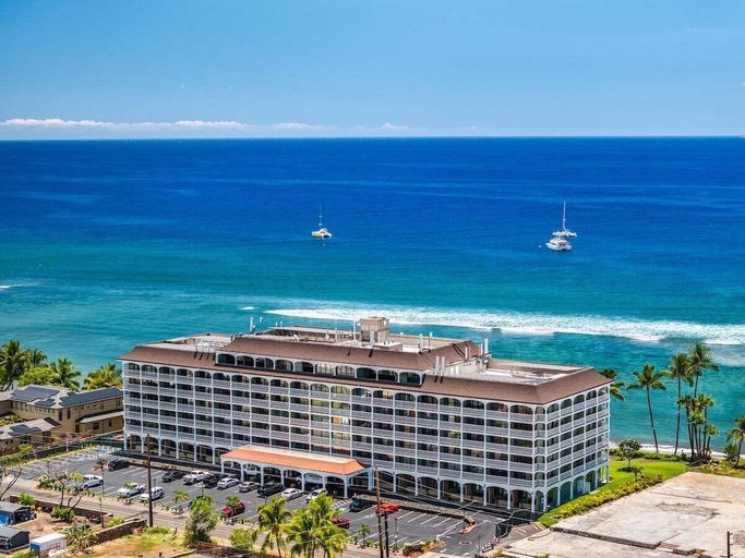 Others 3, Summer Sale! Beachfront Remodeled Studio Stunning Views - Lahaina Shores 607, Maui