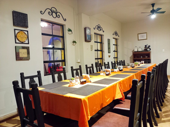 Food & Drinks 4, Hotel Los Monteros, Victoria
