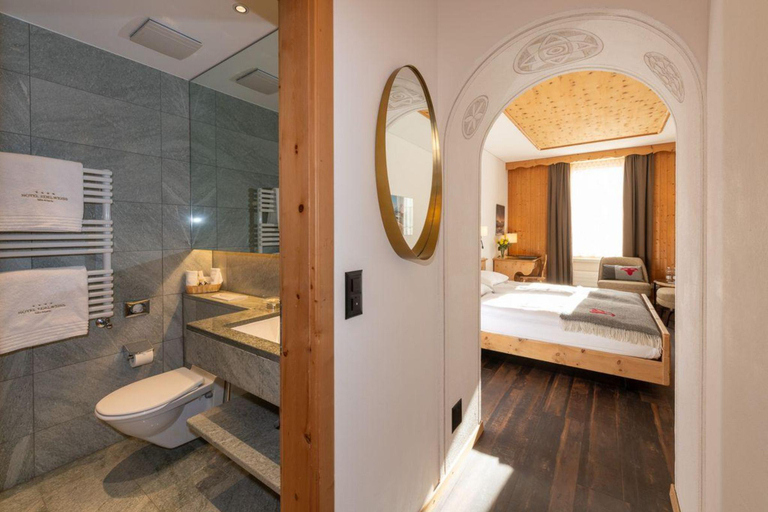Bathroom 5, Edelweiss Swiss Quality Hotel, Maloja