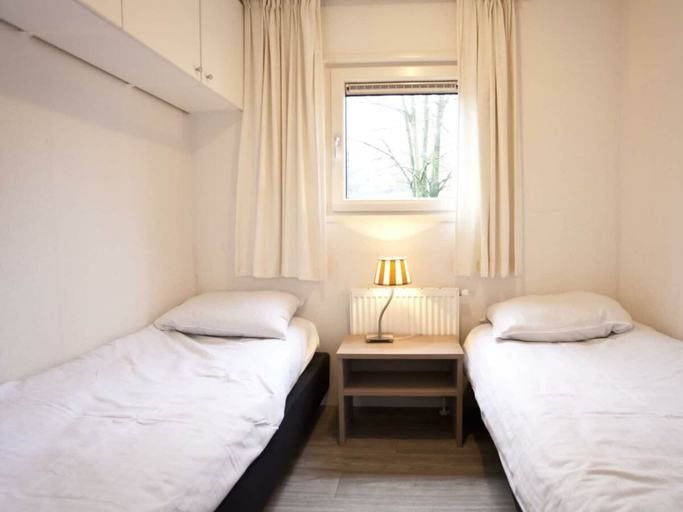 Others 3, Holiday Home in Arnhem With Terrace, Arnhem