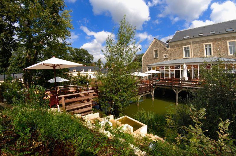 Exterior & Views 1, Auberge du Manet, Yvelines