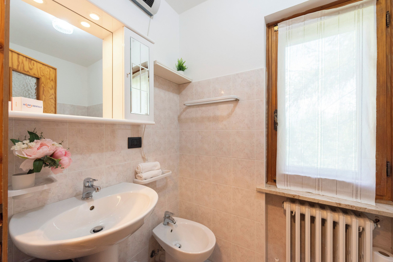 Others 4, Armonia Apartment With Private Garden, Torino
