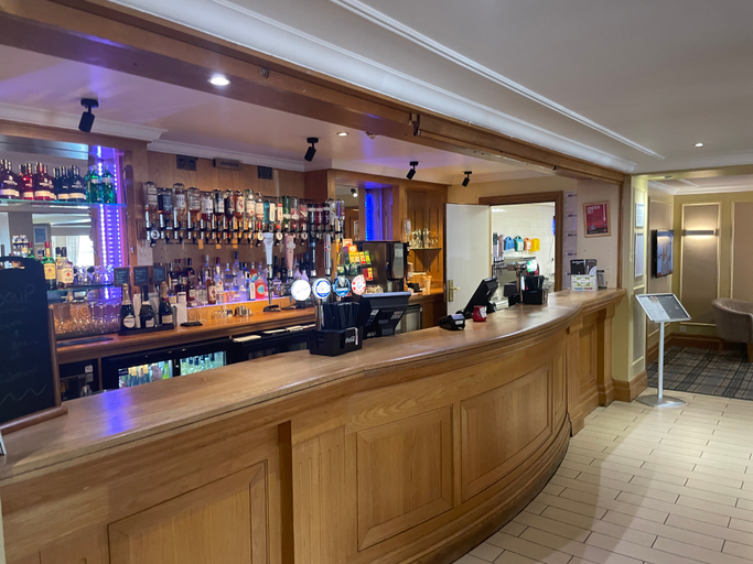 Food & Drinks 5, Airport Inn Manchester, Cheshire East