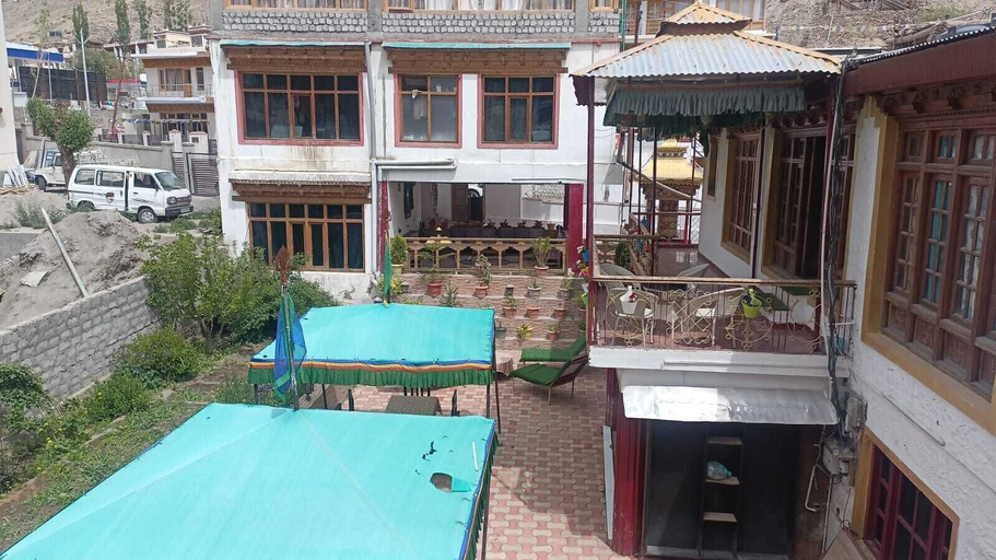 Others 4, Hotel Chubi Leh, Leh
