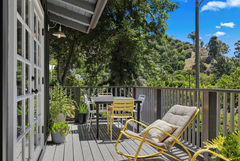 Others 2, Beverly Hills Bungalow, Los Angeles