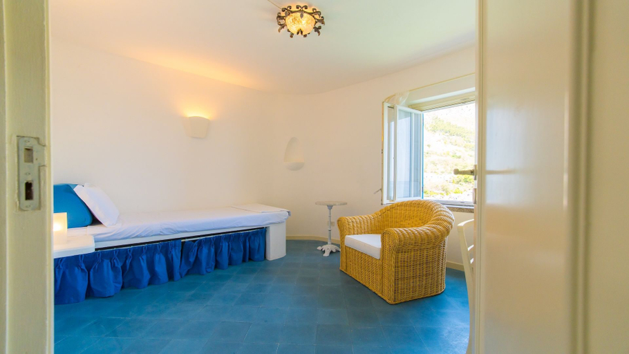 Bedroom 2, Solemar Sicilia - Villa Emmax, Palermo