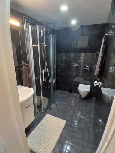 Others 5, Charming Countryside Apartment Near Koping - Pet Friendly!, Köping