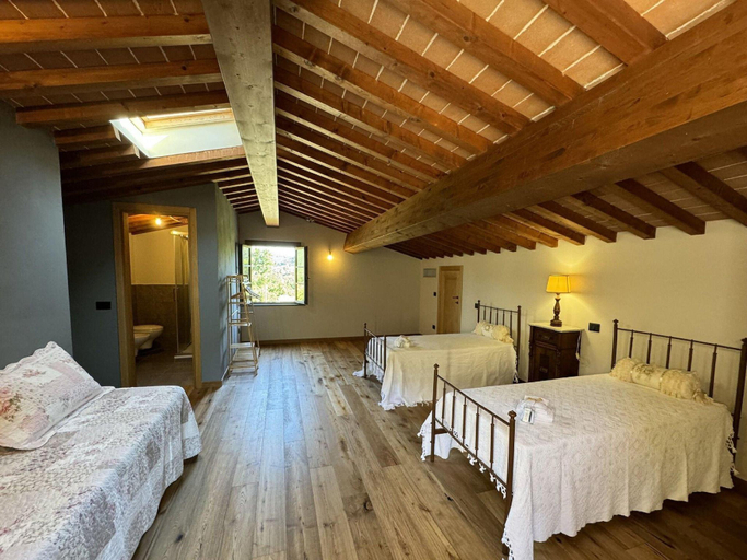 Bedroom 2, House in Tuscany near Pisa & Lucca, Lucca