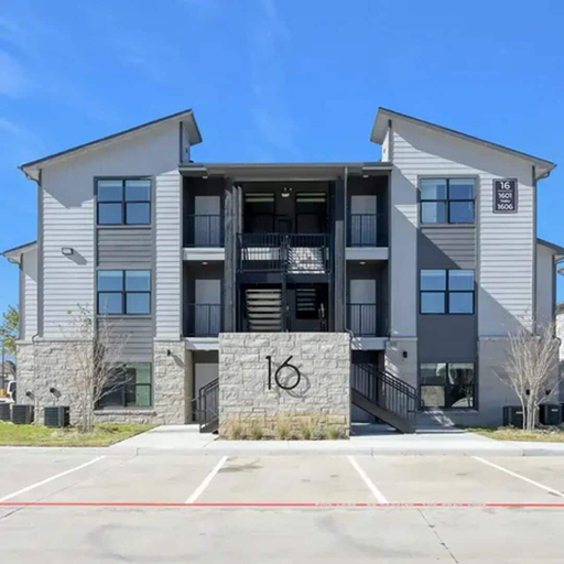 Others 2, Landing Amazing 1BD in Bear Creek, Houston