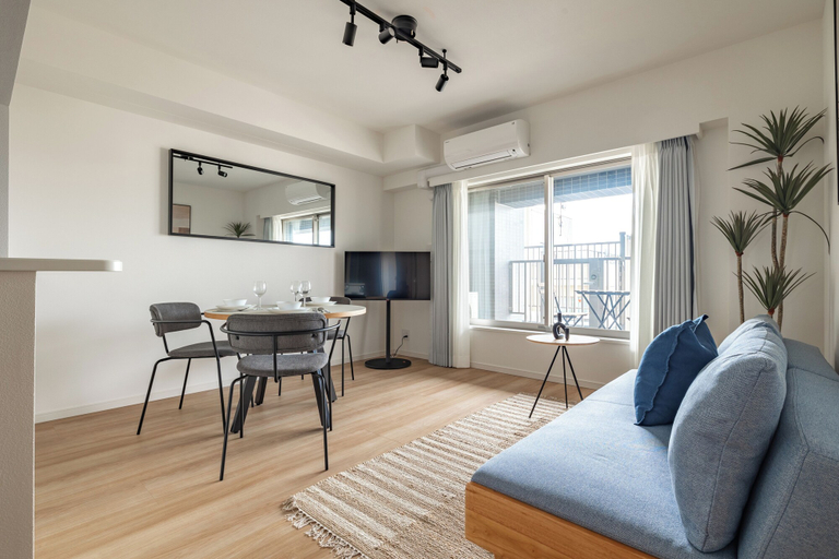 Others 3, Dash Living Asakusa East
