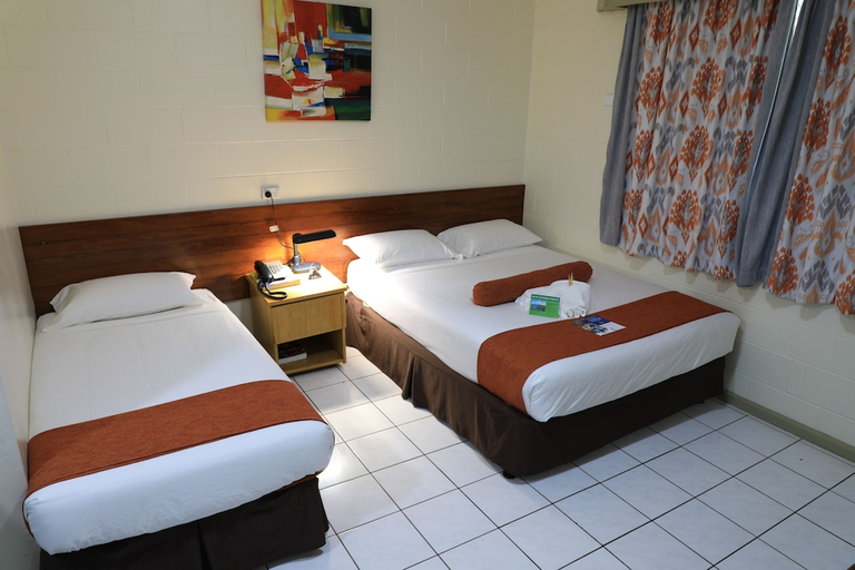 Bedroom 2, Huon Gulf Hotel & Apartments, Lae